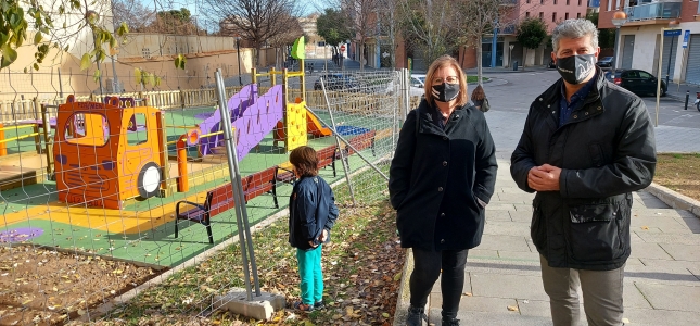 El parcs infantils de la plaça Bernardí Martorell i el passeig Macià de Cambrils obriran aquesta setmana.