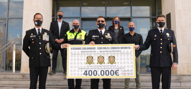 La campanya dels escuts solidaris contra el càncer infantil recapta 400.000 euros per la investigació. La campanya dels escuts solidaris contra el càncer infantil recapta 400.000 euros per la investigació.